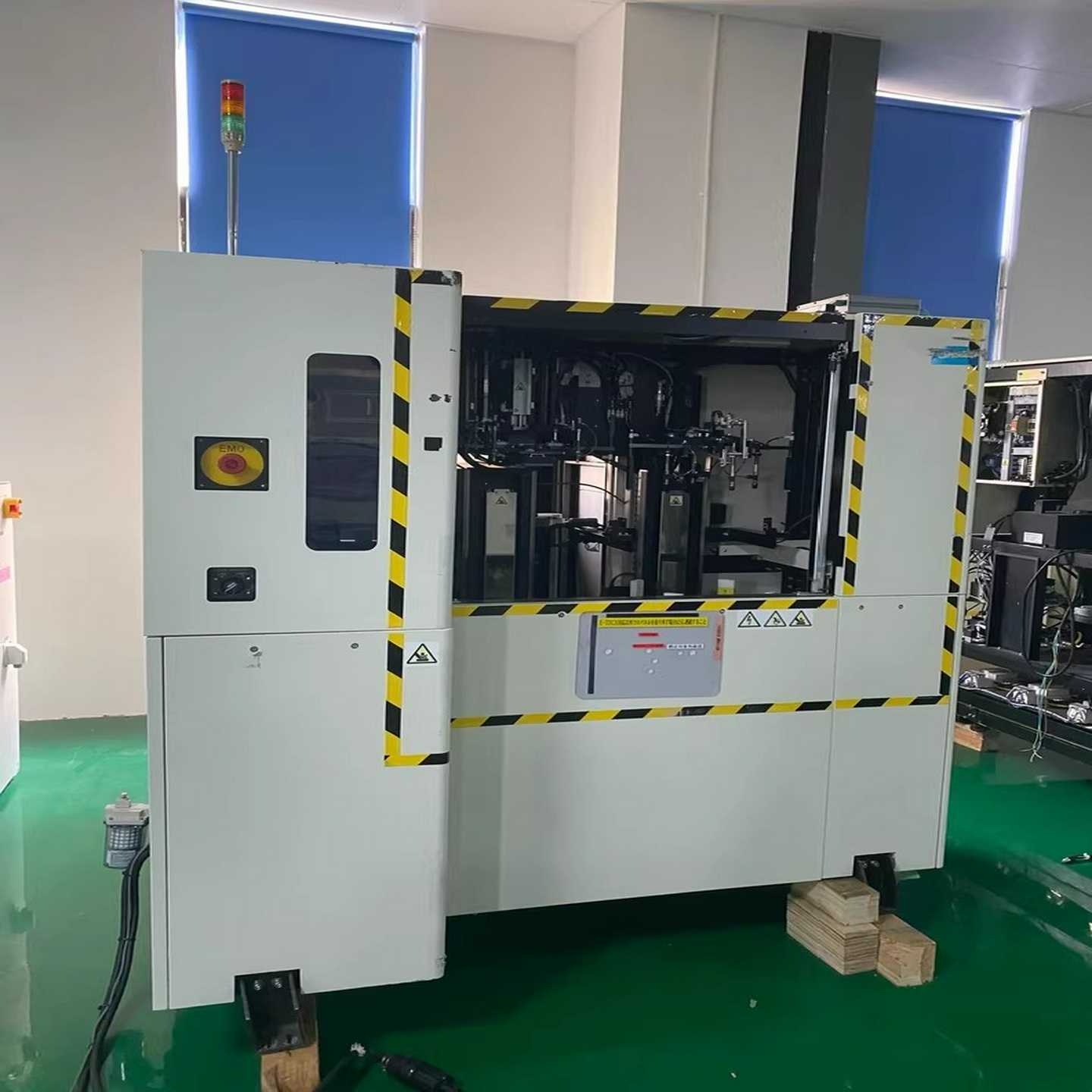 询价日本LINTEC自动贴片机RAD-25CXV12，2006年