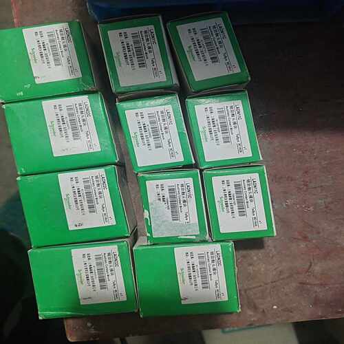 询价施耐德辅助触头模块LADN11C和LADN22C，全新原装，