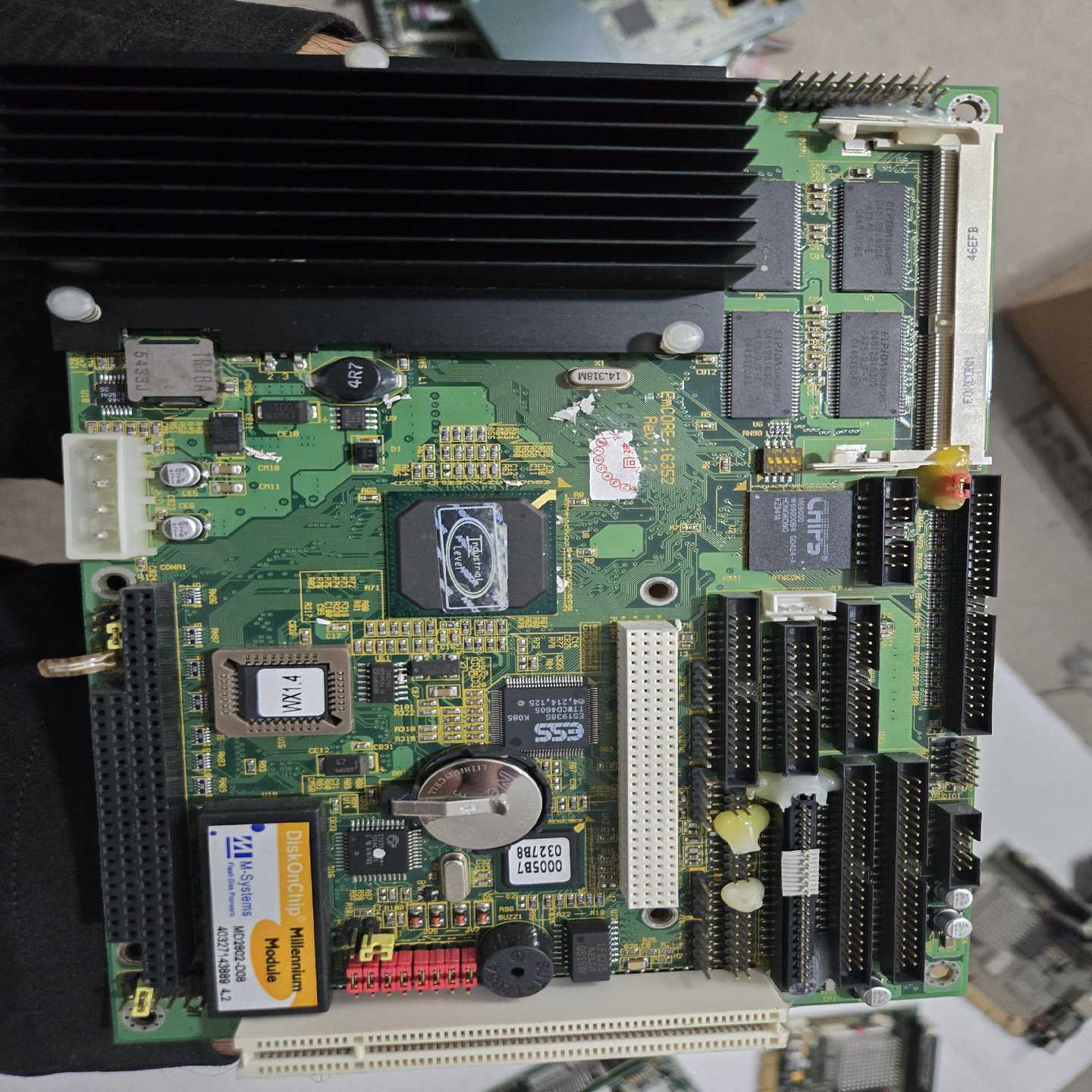 议价O磐仪mcore-i6521.2工业工控设备适用