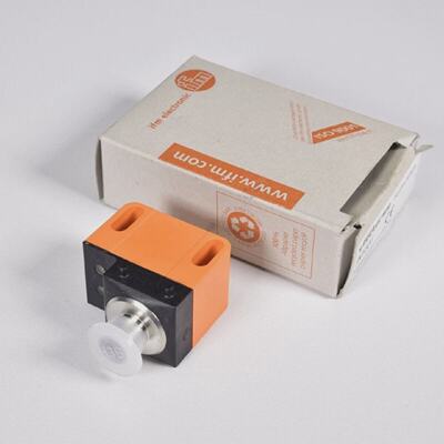 IFM IN5331 inductive sensor  NEW
