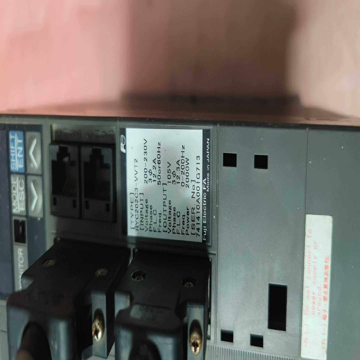 议价富士驱动器RYC202C3-VVT2拆机货实物图，成色一