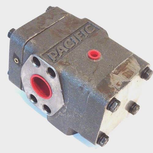 NEW PACIFIC 10NR45DV PUMP 7D17