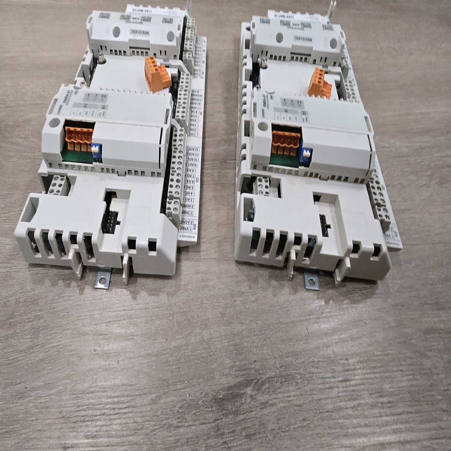 ENC易能EDS800-2S0015NDMC变频器1.5kw询价