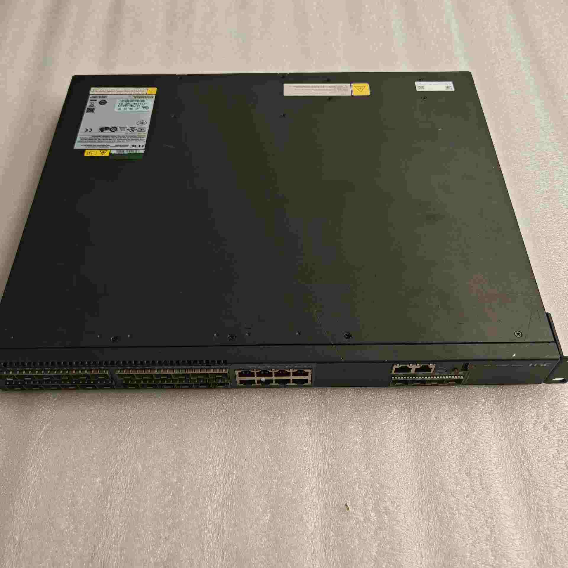 H3C S5560X-30F-EI 三层核心光口交换机