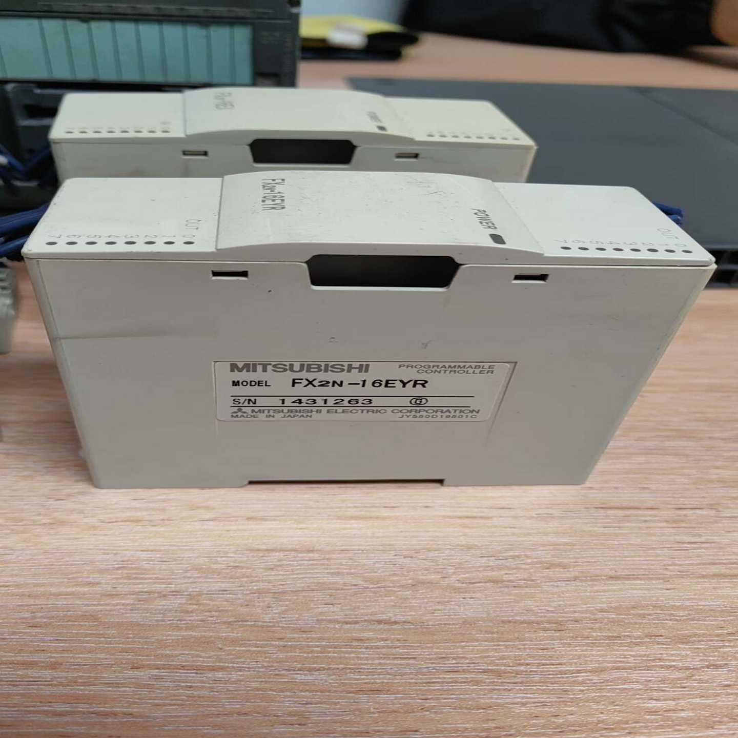 议价拆机三菱PLC扩展模块FX2N-16EYR数量4现货/维修