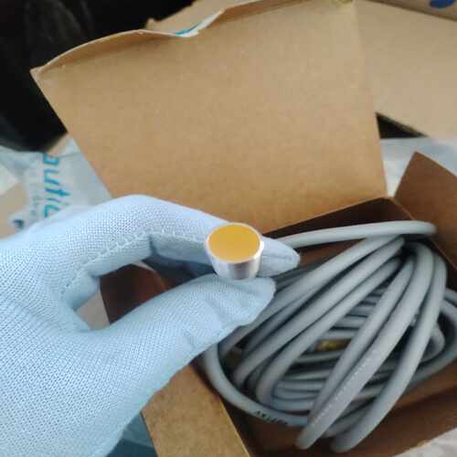 咨询-E2E-X2E1感应器一个供应