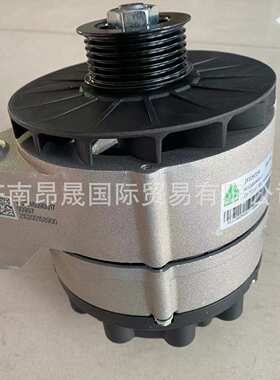 中国重汽HOWO发动机配件出口VG1246090017交流发电机28V/70A 原厂