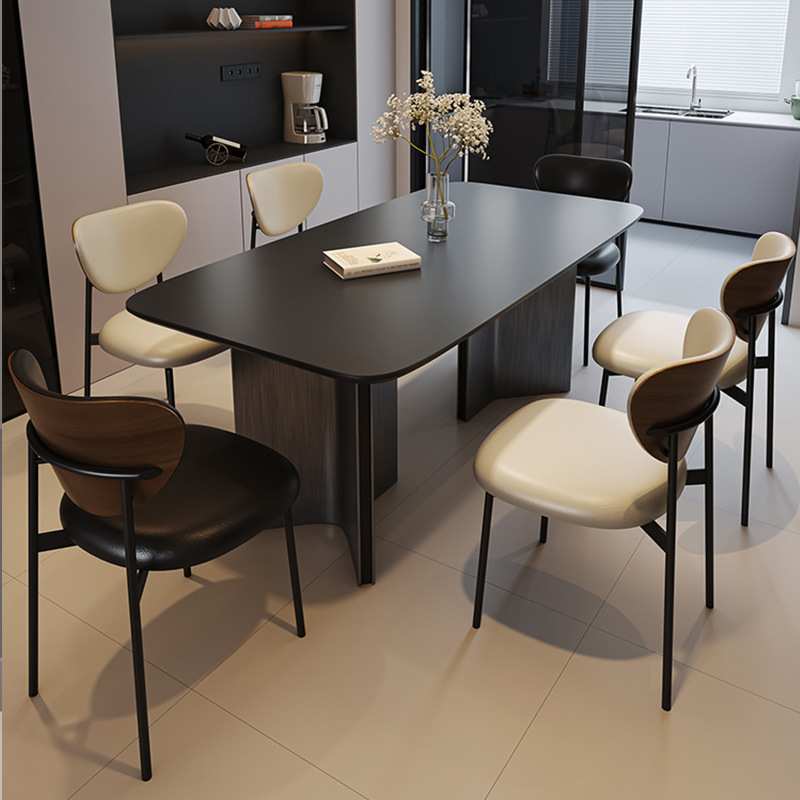 意式餐椅家用现代简约轻奢餐桌椅子设计师款2024新款心形伊姆斯椅