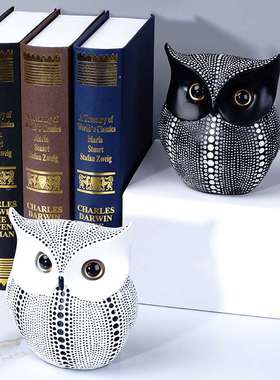 北欧ins 创意猫头鹰摆件树脂工艺品客厅酒柜电视柜桌面软装装饰品