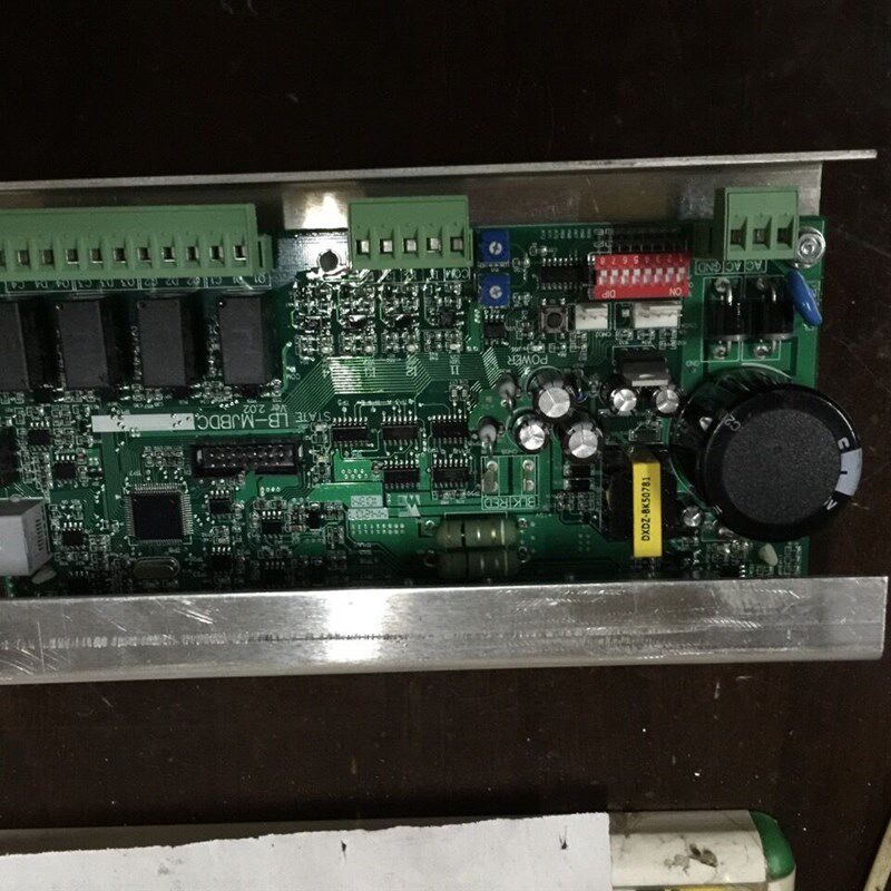 原装全新宁波欣达1417门机控制器LB-MJBDC宏大电梯直流调速门机板