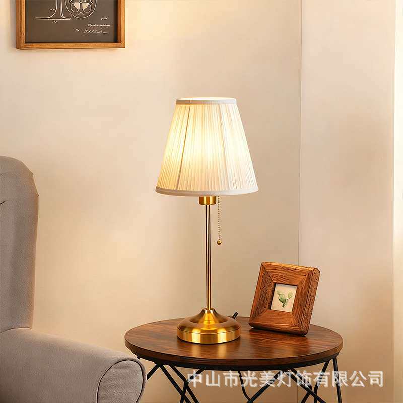 复古卧室床头灯北欧美式轻奢欧式现代简约创意书桌温馨拉线小台灯