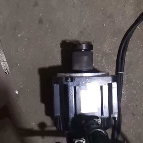 伟创SD700-3R8D-CA驱动器带VM7-M13D-R8