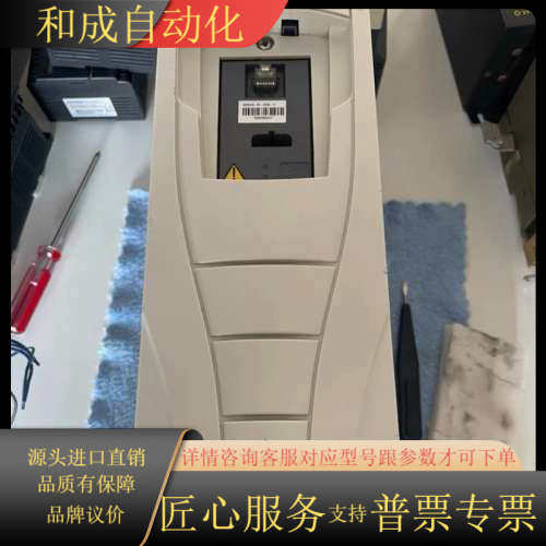 变频器ACS510-01-07A2-4  3KW