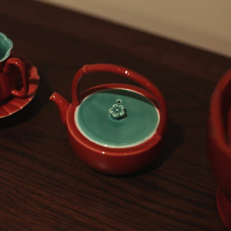 故宫红提梁壶红色釉泡茶壶茶具套组温茶茶杯茶壶中式景德镇陶瓷茶