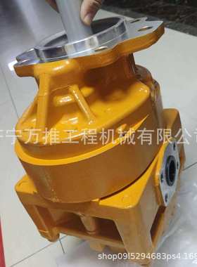 装载机WA500-6 齿轮泵 704-30-34120