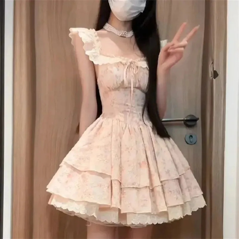 法式温柔风小飞袖花边碎花连衣裙女2025夏季收腰超仙蓬蓬公主短裙