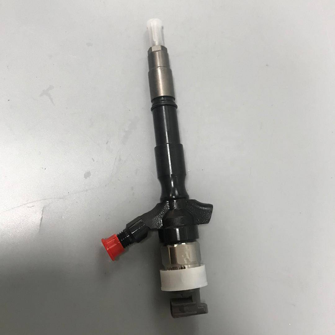 共轨喷油器 喷油嘴23670-0L050适用于海拉克斯1KD2KD喷油嘴