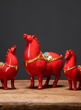 陶瓷唐马招财小博古架客厅书房电视柜酒柜红色马茶宠桌面装饰