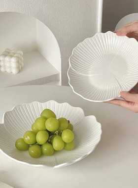 银杏白色陶瓷果盘高级感客厅茶几家用瓜子糖果干果零食摆放盘