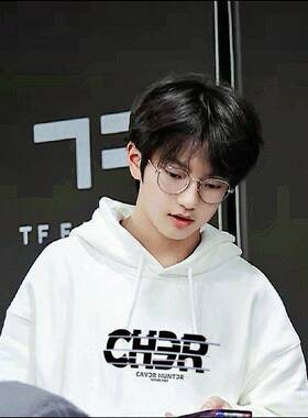 张桂源同款衣服穆祉丞衣服运动白色卫衣女超火cec连帽衫加厚上衣