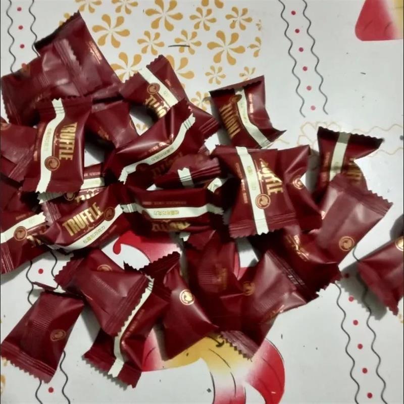 新货黑松露巧克力桶装代可