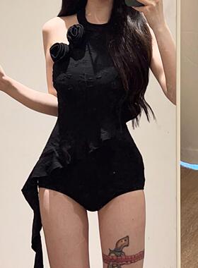 采盖购产品Shikoer吊条带女士高端泳装，覆古黑色连12640体泳衣，