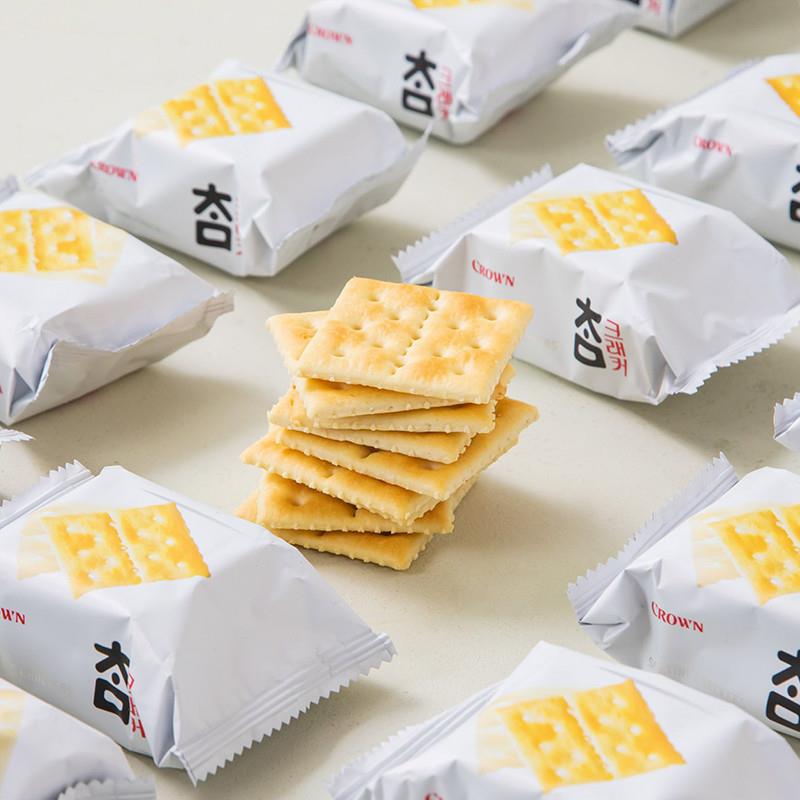 热卖韩国crown太口奶盐苏打碱性咸香苏打饼干280g小零食