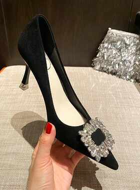 尖头浅口b黑色高跟鞋女细跟2022年新款水钻方扣气质宴会职业工作