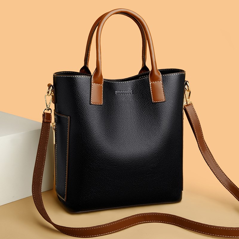 真皮手提包包女2025新款高级质感软皮单肩斜挎包时尚大容量水桶包