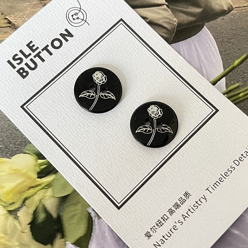 ISLE进口日本马氏贝壳纽扣一枝玫瑰花两眼扣毛衣开衫衬衫装饰扣