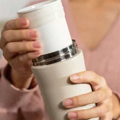 斯旺兹增强陶瓷防摔保温杯高温陶瓷衬垫可更换核心设计方便杯茶杯