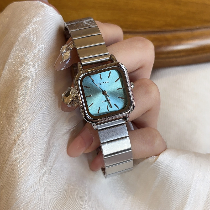 轻奢小众冷淡风手表女款ins风