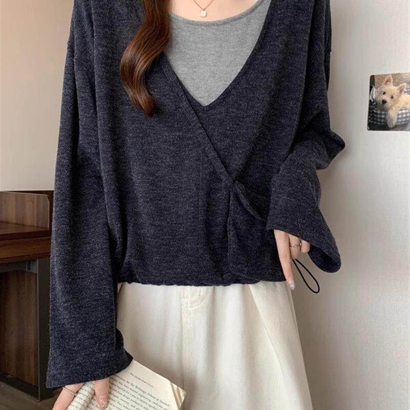 好货独特漂亮假两件长袖针织衫大码女装胖mm宽松遮肚巨好看的早秋