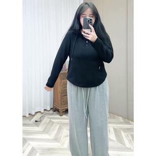 大码设计感连帽卫衣女春秋胖mm遮肚子显瘦不规则鱼骨短款正肩上衣