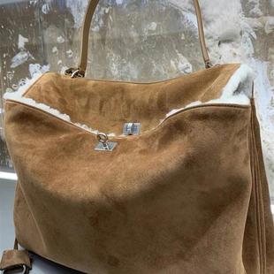 好货2025秋冬新款磨砂麂皮绒拼接毛绒凯莉包大容量百搭通勤单肩斜