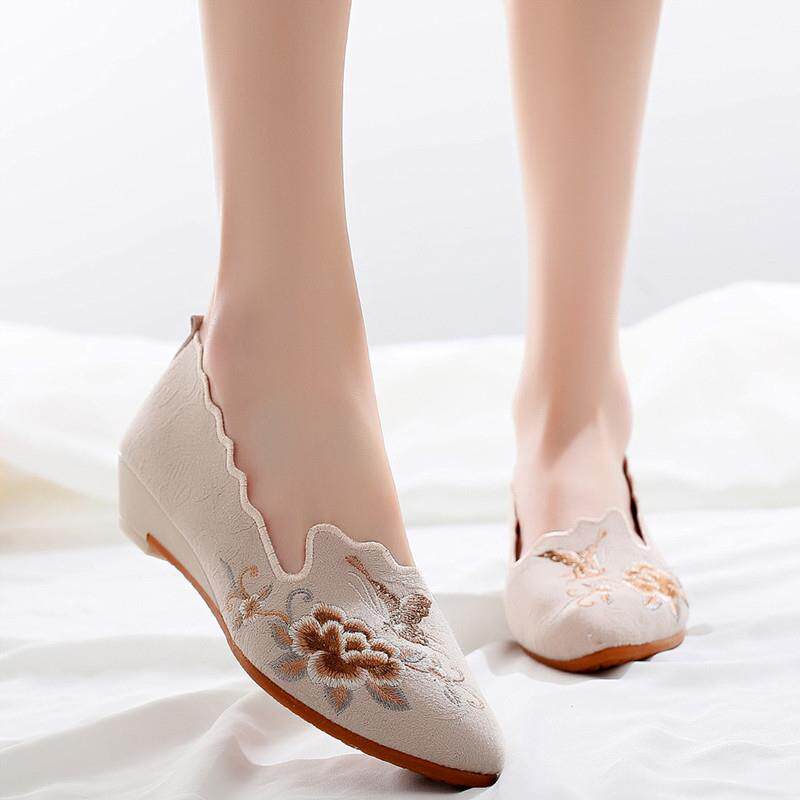 好货复古时尚老北京布鞋女款低跟搭配旗袍的鞋子一脚蹬绣花鞋百搭