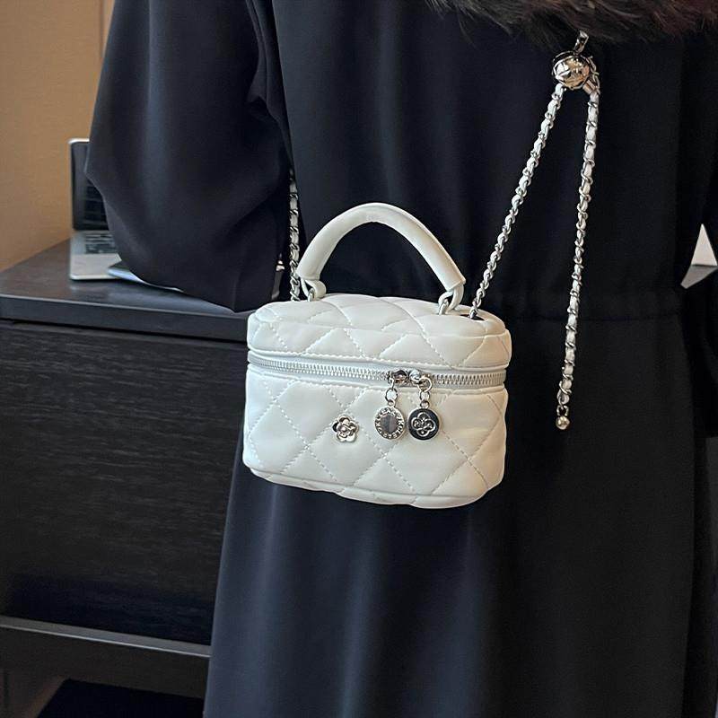 好货时尚小香风手提小包包女简约菱格链条小方包2025新款高级感斜,箱包皮具/热销女包/男包,水桶包,淘宝优惠券,粉丝福利购,淘宝优惠卷