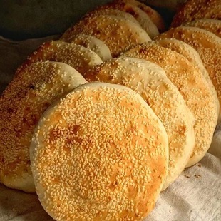 河南特产河南烧饼菏泽吊炉烧饼芝麻饼商丘吊炉火烧河南大烧饼