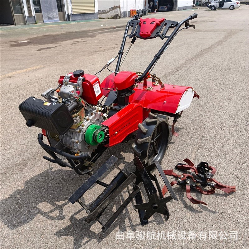 多功能四驱微耕机柴油手扶式果园开沟施肥机192直连旋地机
