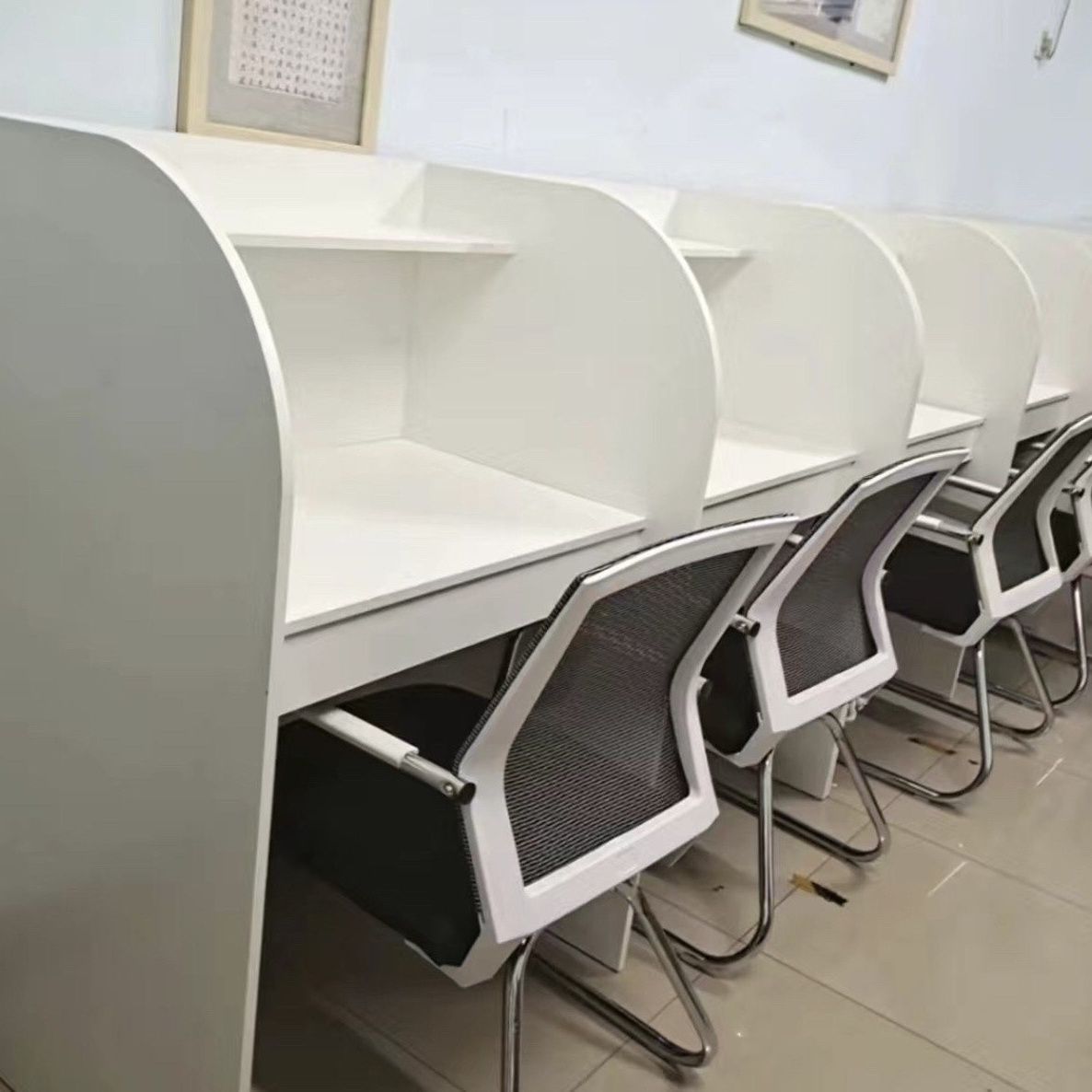 自习室沉浸学习桌考研