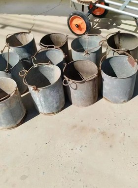 怀旧老式盛水铁皮水桶老洋水桶装饰民俗老物件摆件农村老东西收藏