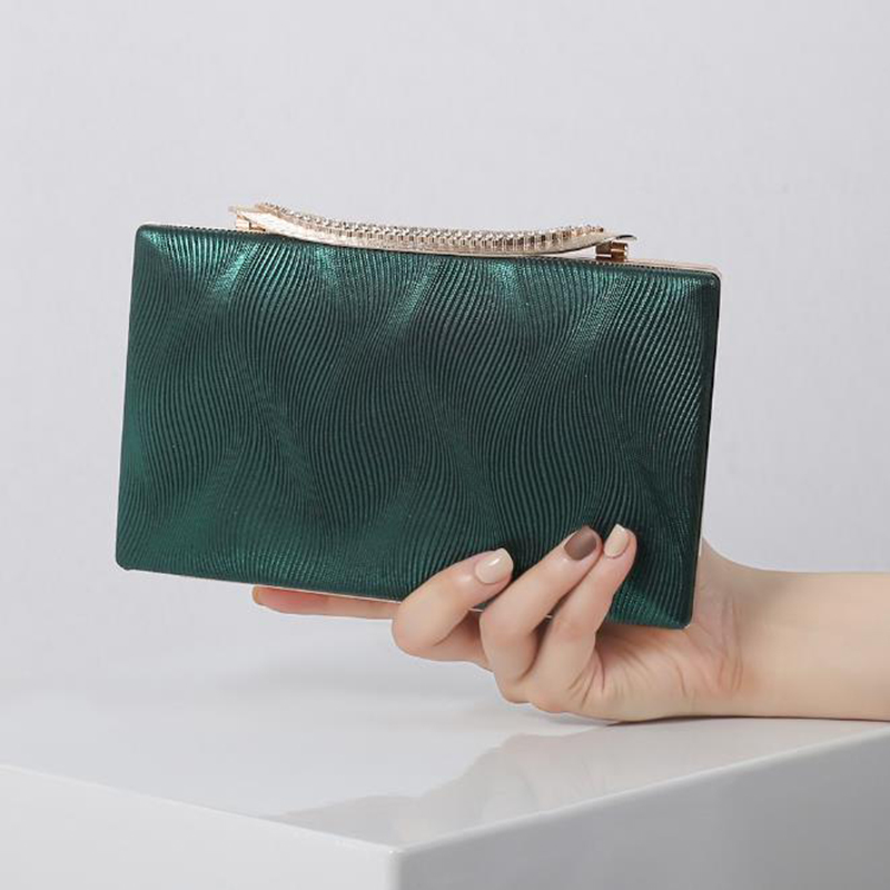 样板房衣帽间包包摆件饰品软装饰品女士手拿包小包衣柜陈列包包