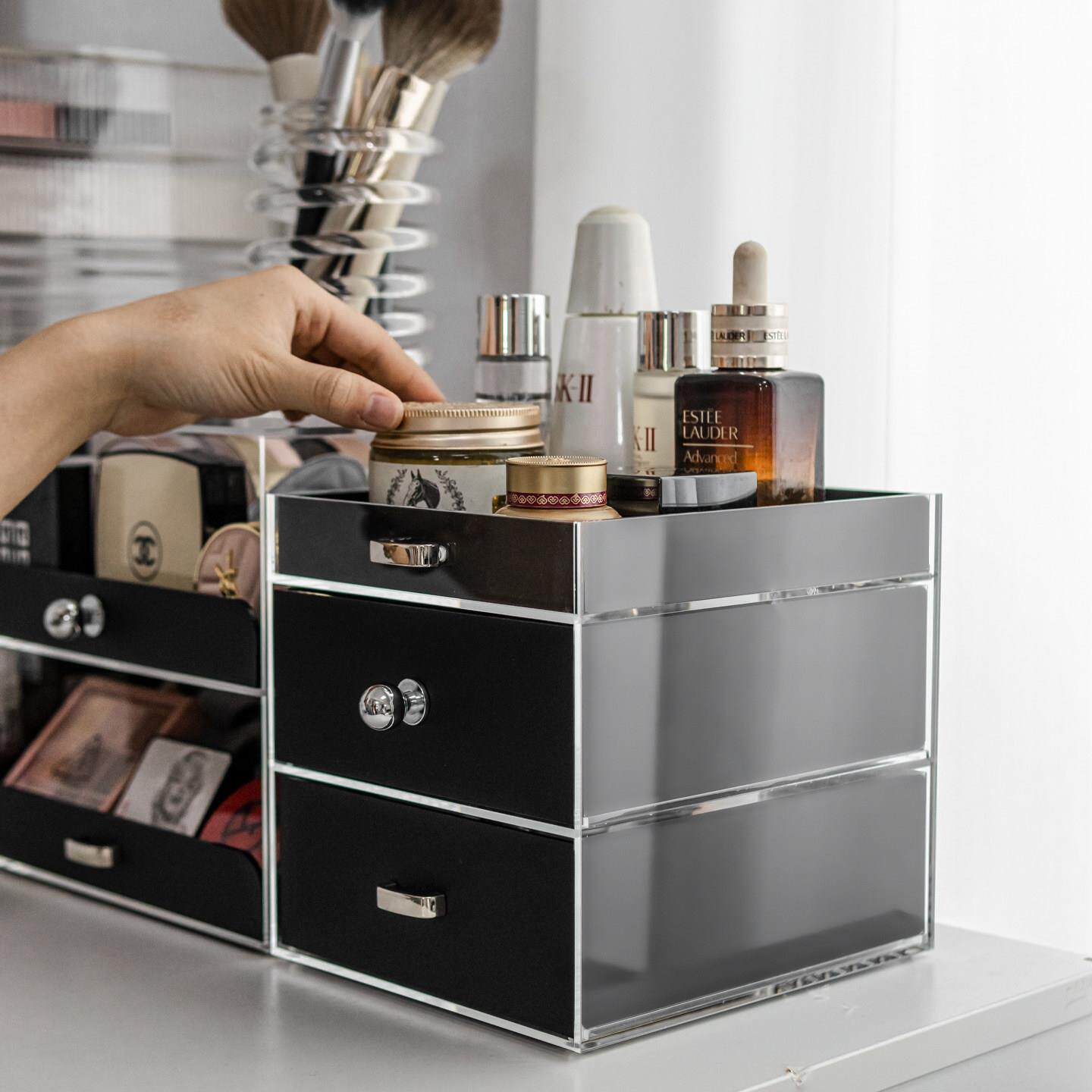 压克力化妆品收纳盒抽屉式桌面高级感化妆台口红眼影盘化妆刷盒子