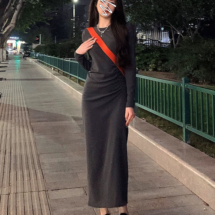 春秋针织抽褶开叉显瘦包臀小黑裙