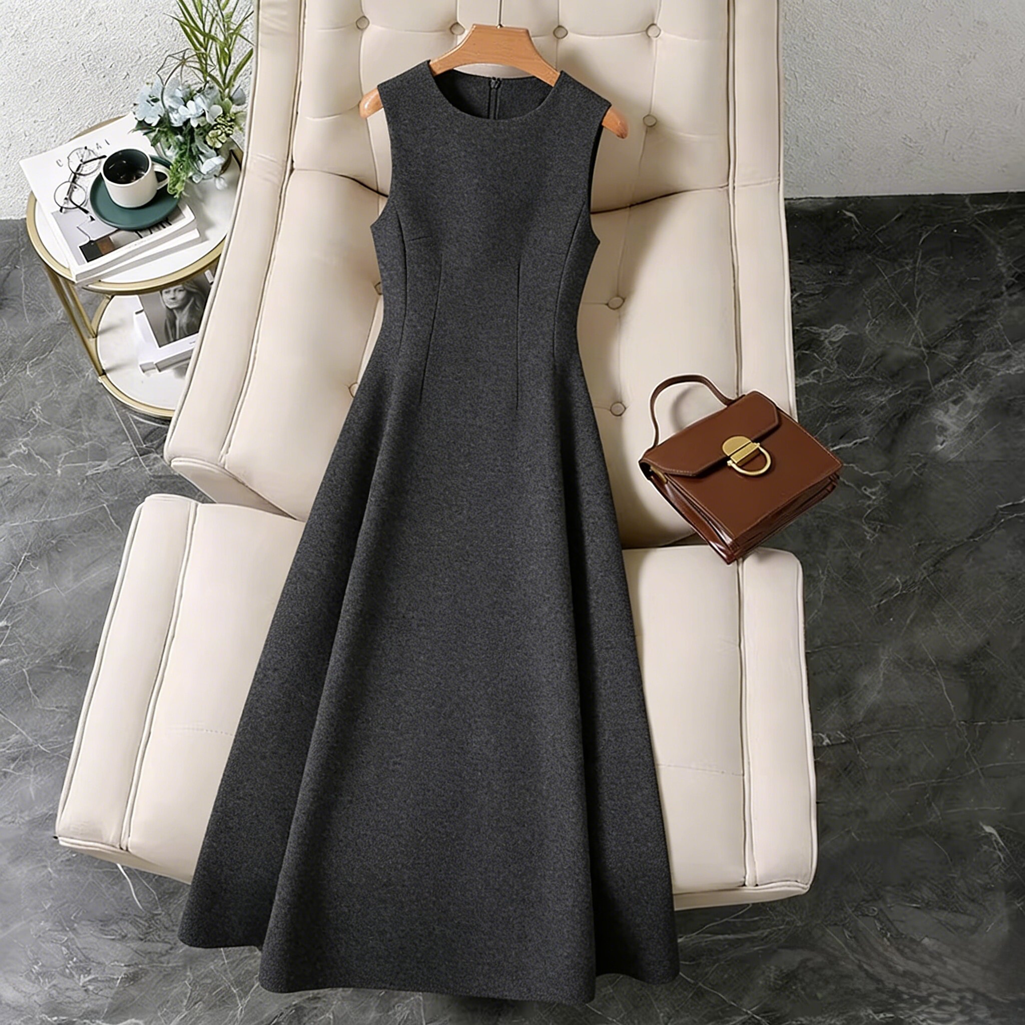 深灰色连衣裙女夏2026款高级感外穿内搭气质无袖背心收腰显瘦长裙