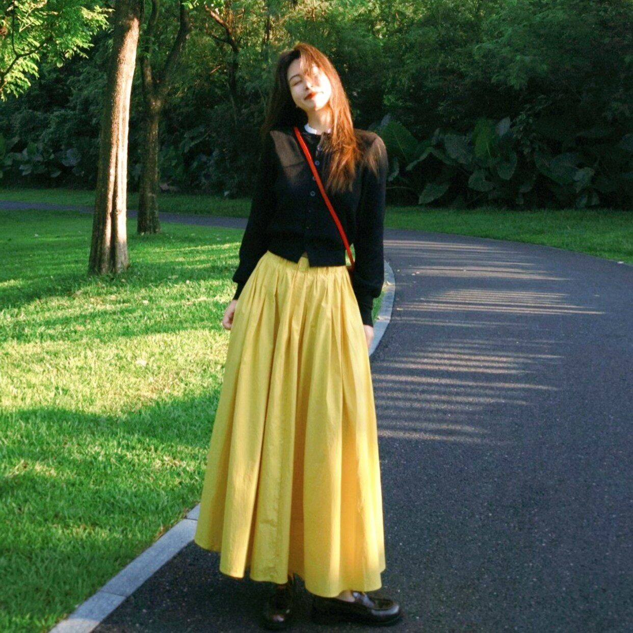 黄色大摆半身裙女长裙2026夏季新款高腰显瘦百搭A字短裙大码穿搭