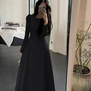 黑色连衣裙女高级感新款长袖茶歇赫本风收腰显瘦高级感气质礼服裙