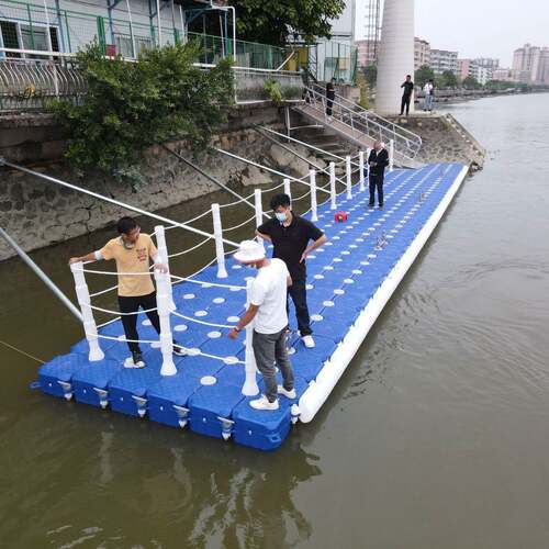 厂家直销快艇摩托艇码头海上浮桥景观栈道水上舞台烟花平台