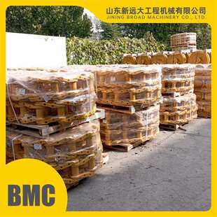 徐工推土机配件厂家 TY230.30.24 TY230推土机支重轮TY230.30.25