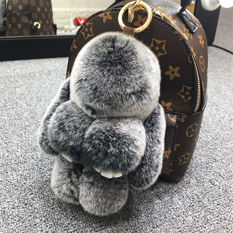 装死兔挂饰獭兔毛小兔子饰品手机书包包毛绒兔挂件汽车钥匙扣